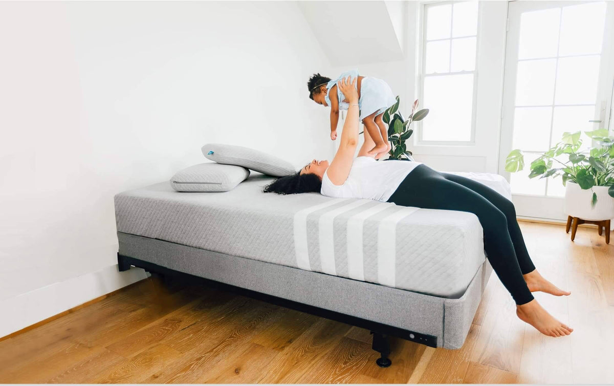Gray King Size Mattress Foundation I29939