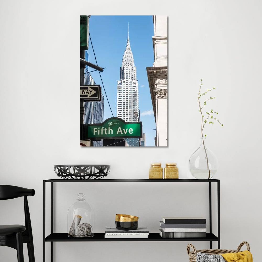 Chrysler Building Canvas Art A1575