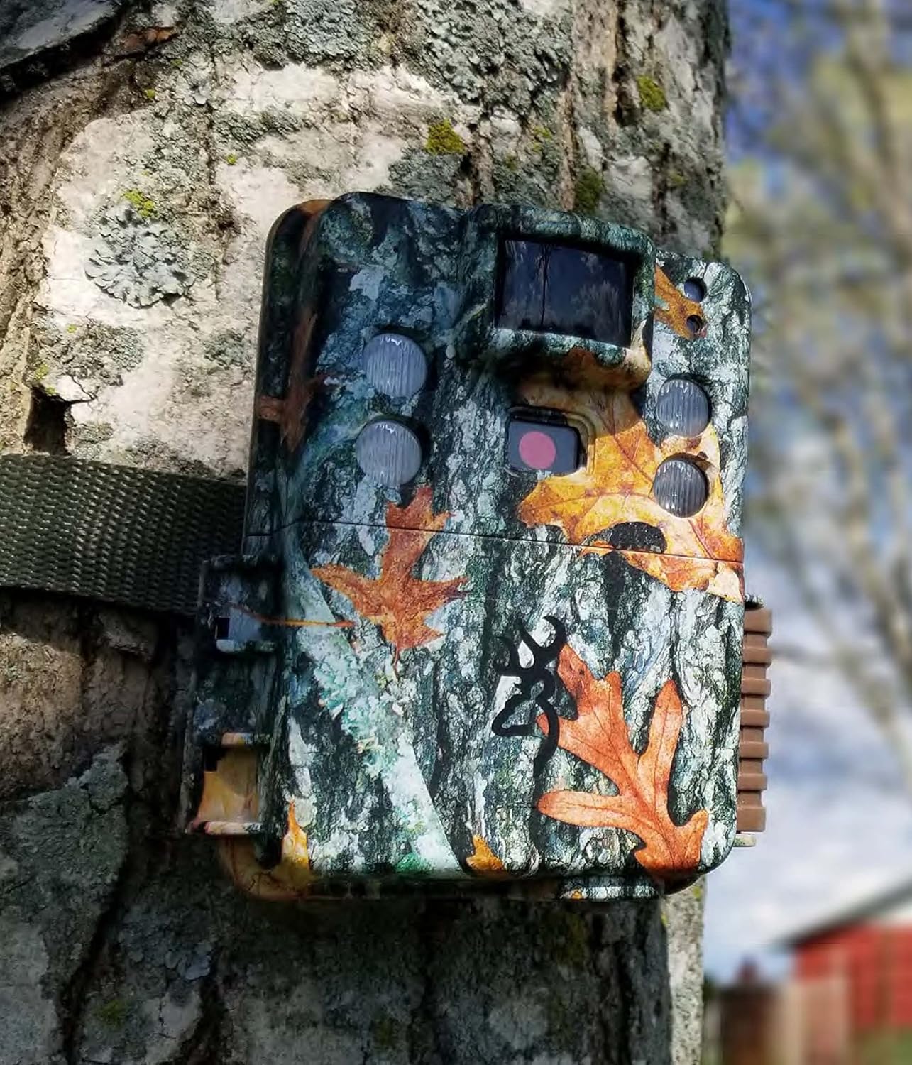 Camo 20 MP Game Cam x2 Bundle with Cable Lock, Batteries, 32GB SDHC Cards x2, and USB 2.0 Card Reader W88680