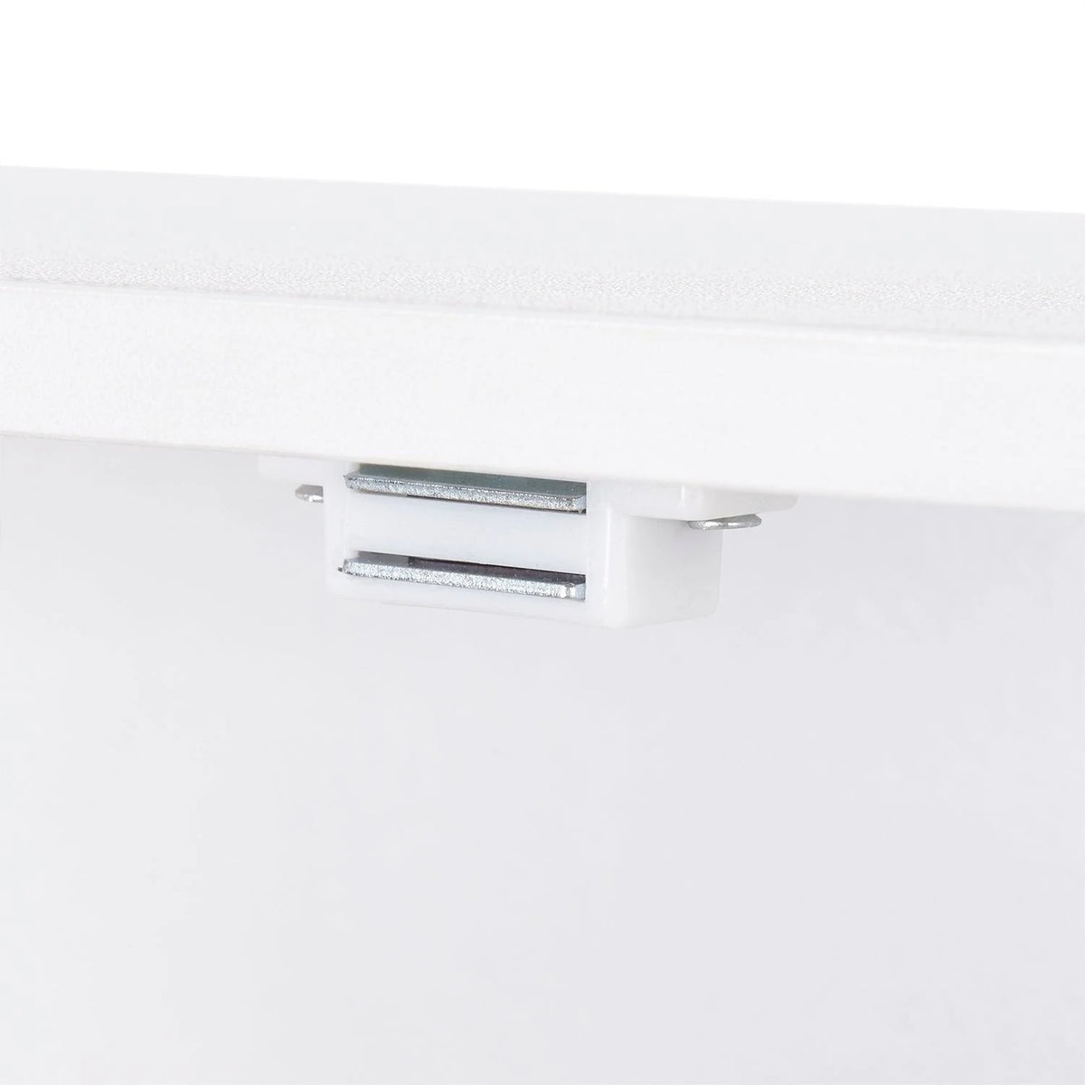 White 2 Door Wall Cabinet Q6875