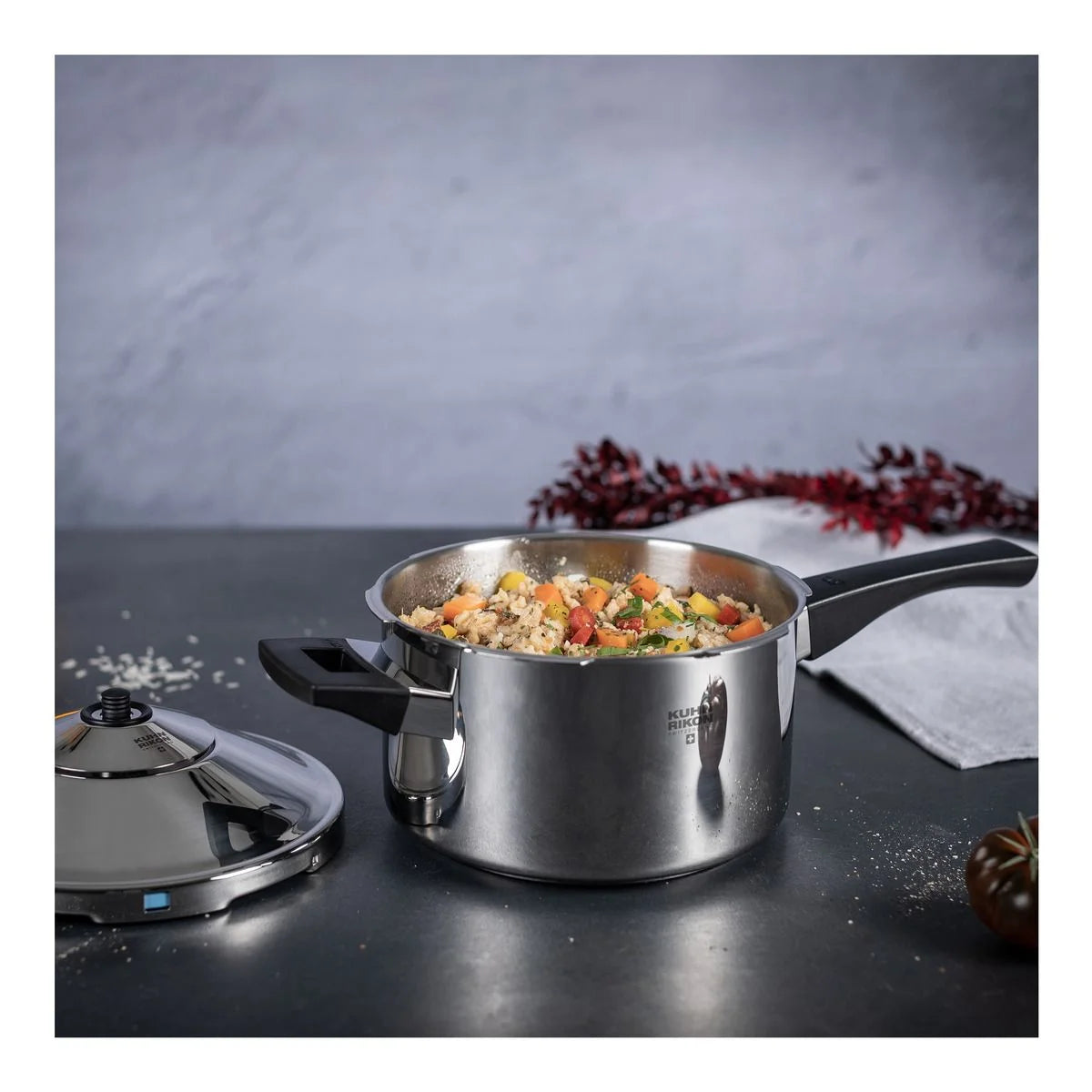 3.5 Qt Pressure Cooker F8778