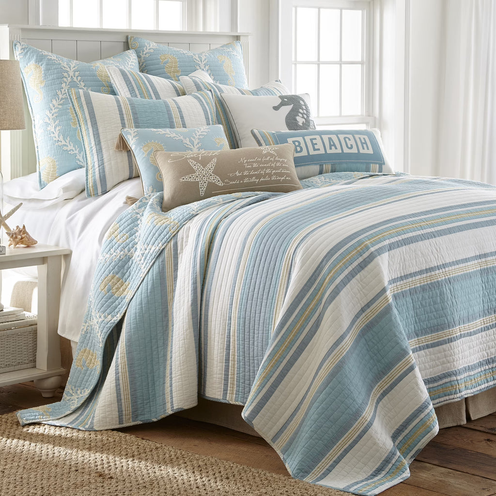 King Stripe Cotton Reversible Quilt Set with 2 Pillow Shams P746