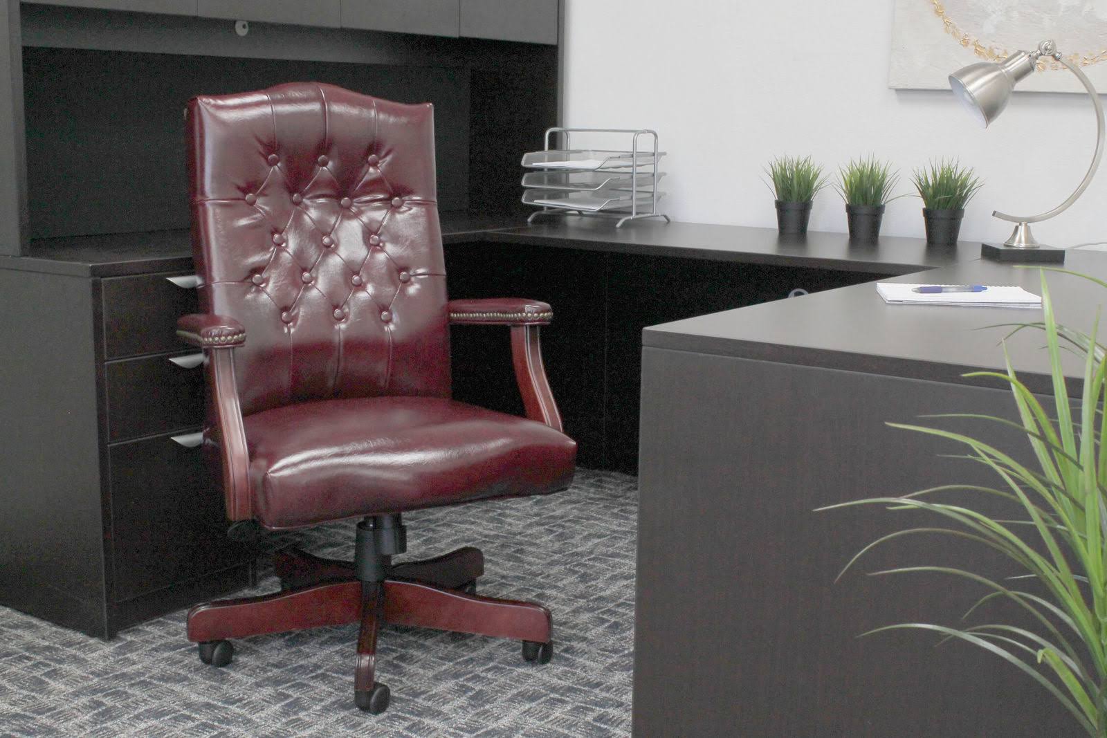 Mahogany Tufted Vinyl Executive Chair F95872