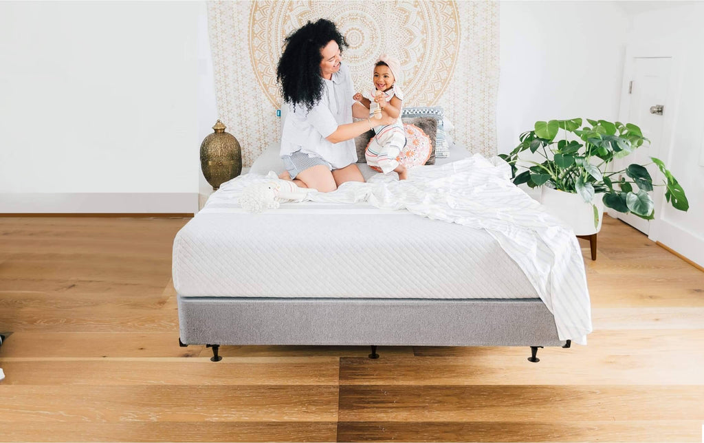Gray King Size Mattress Foundation I29939