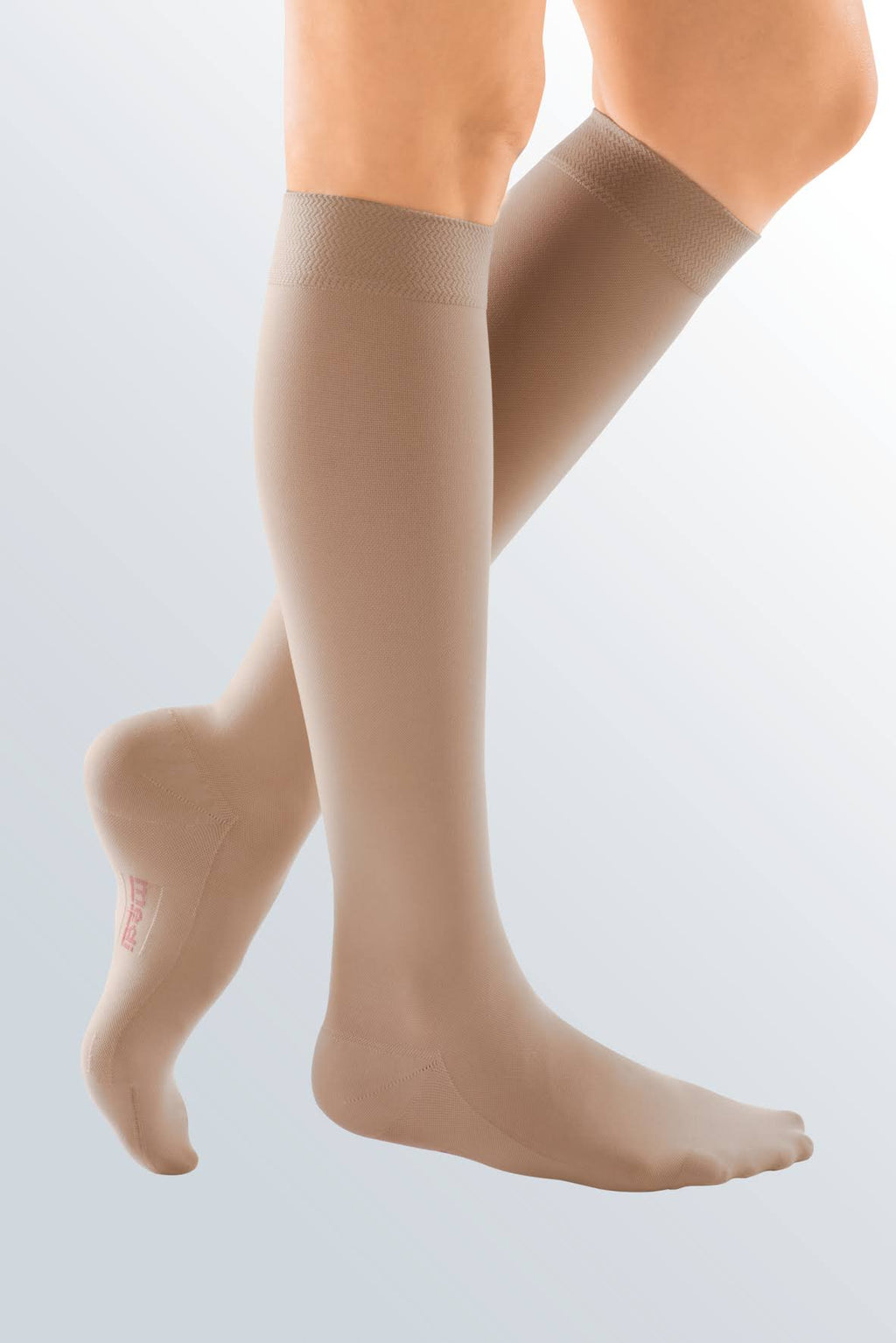 20-30 mmHg Knee High Extra Wide Calf F603976