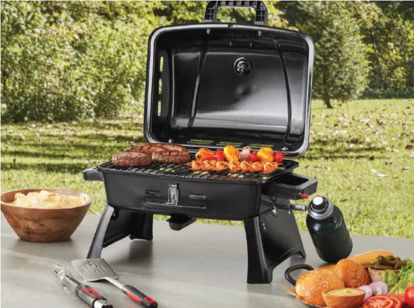 Portable 1 Burner Propane Grill with Interchangeable Griddle Plate I868872