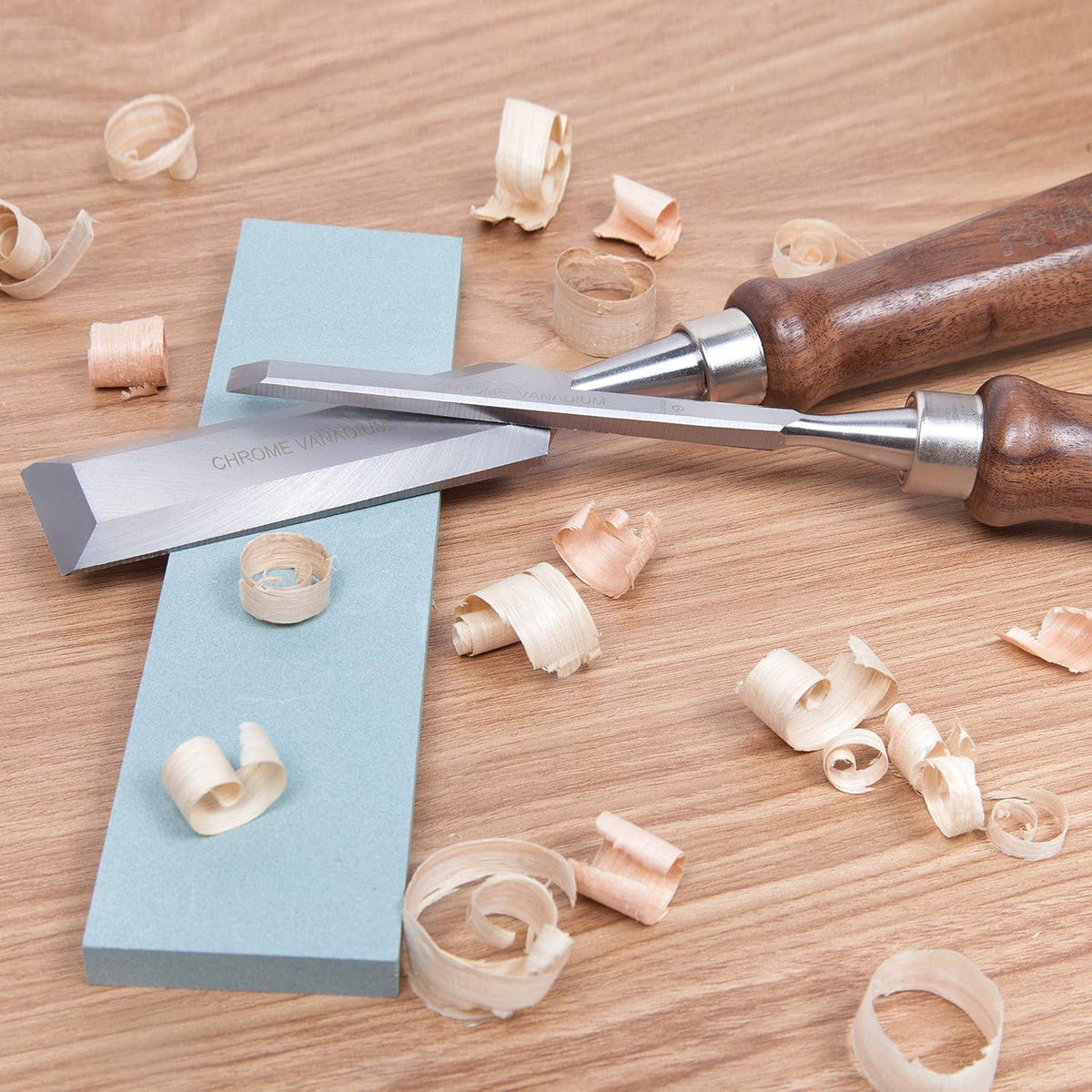 8 Pcs Wood Chisel Set with Walnut Handle and Vanadium Steel Blade, Wood Box Z25944